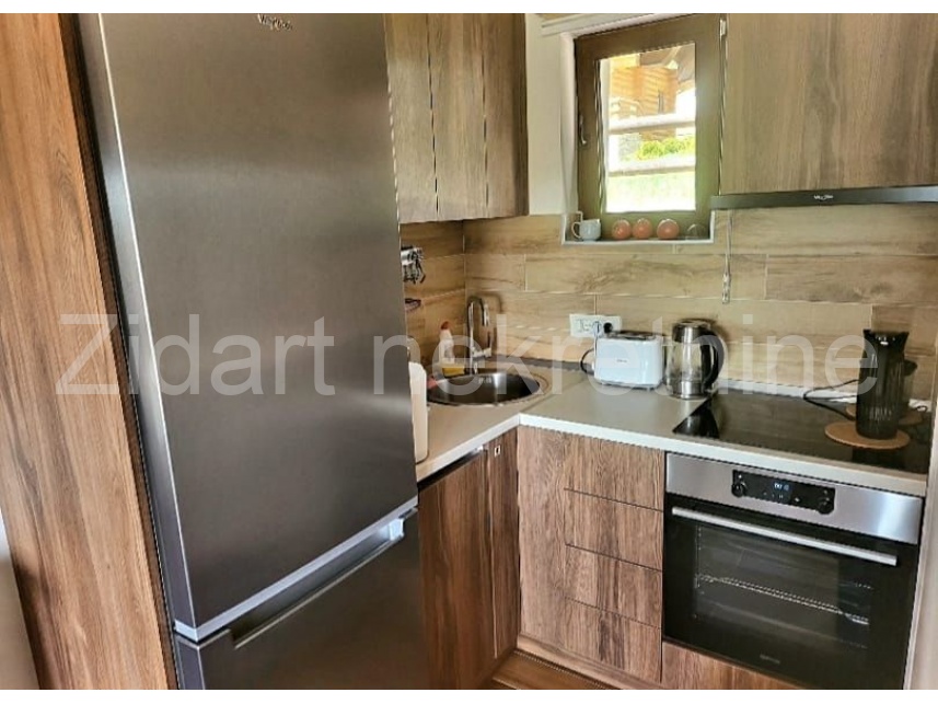 Квартира, 732 м², 140 000$ — FAKTOR